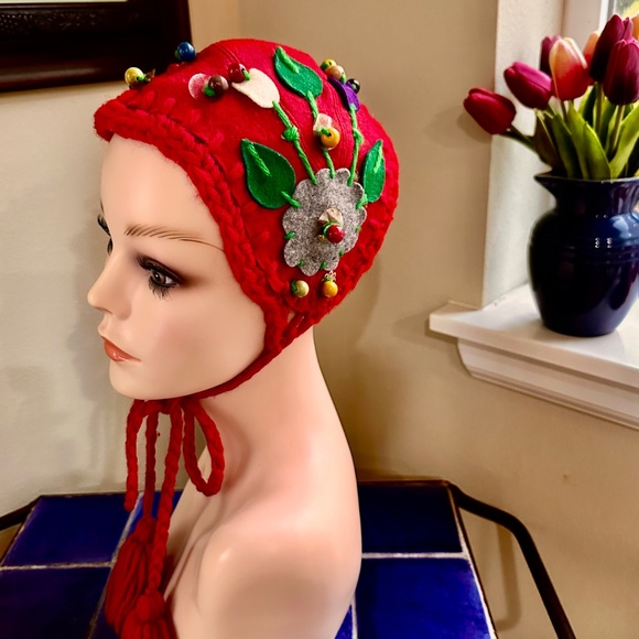 Vintage 40s Woman’s Red Wool HandmadeTyrolean Style Snow Bonnet / Winter Hat - Picture 15 of 15